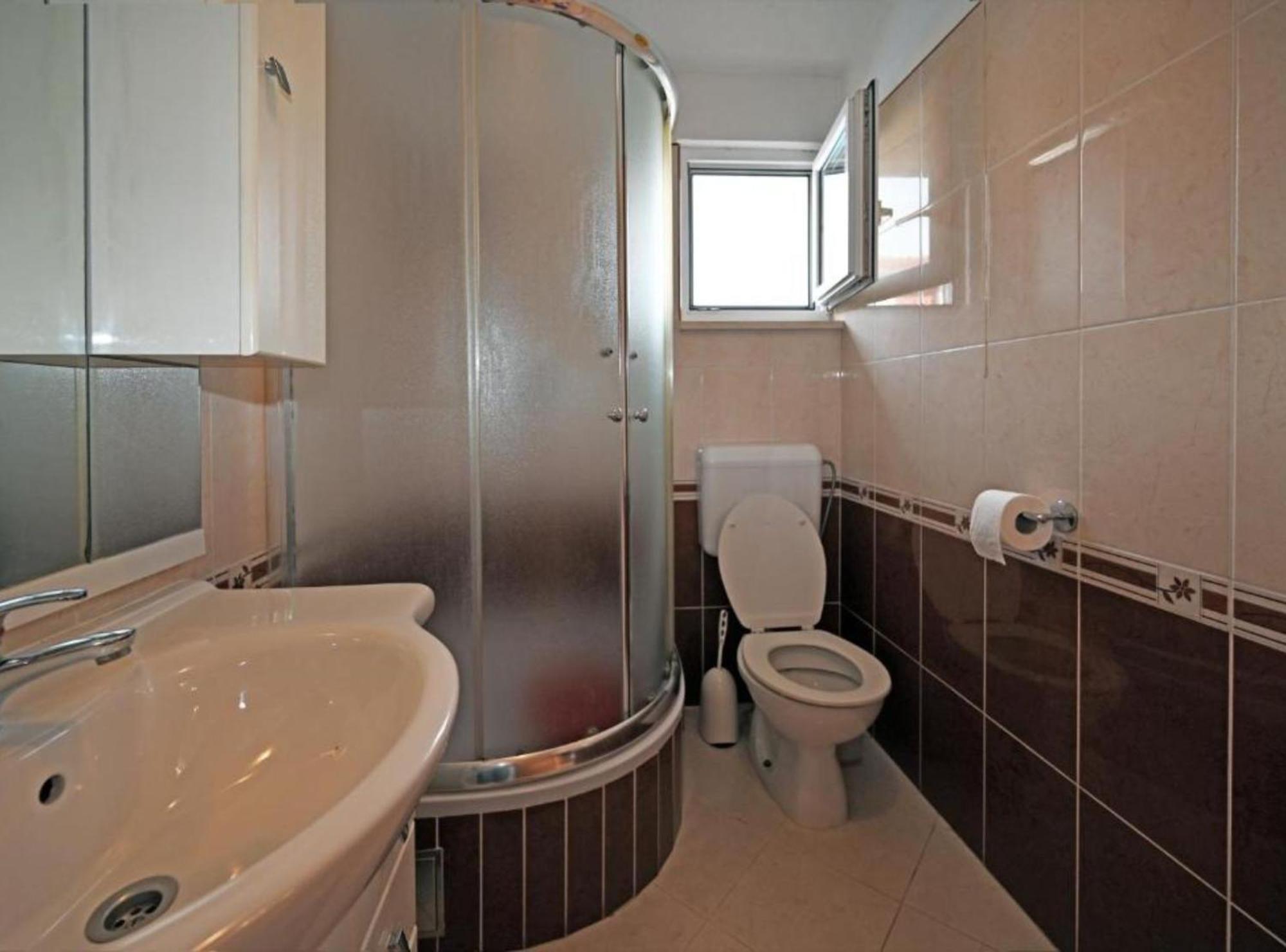 Apartments Mihovilovic - 50 M From Beach Слатине Екстериор снимка