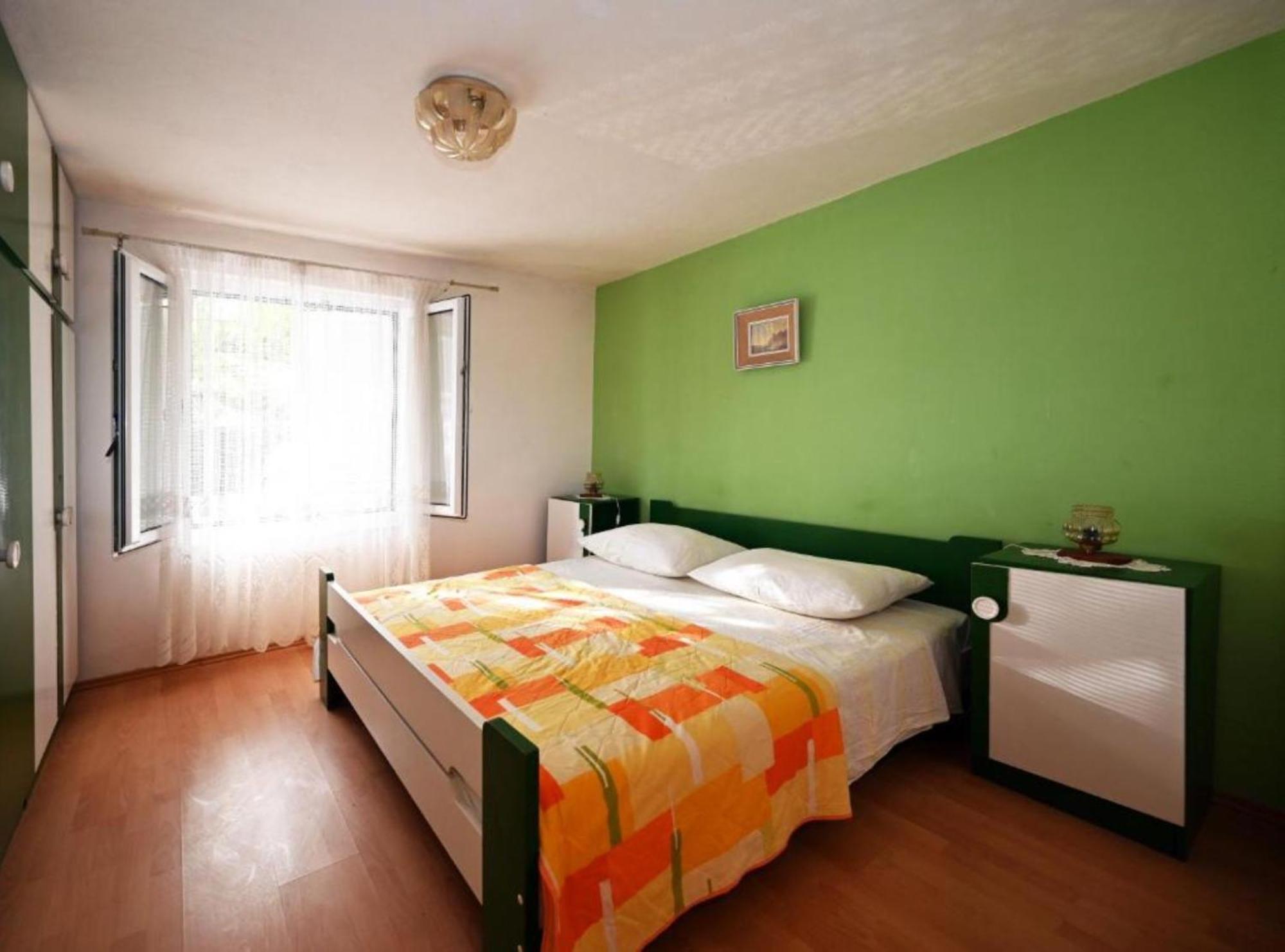 Apartments Mihovilovic - 50 M From Beach Слатине Екстериор снимка