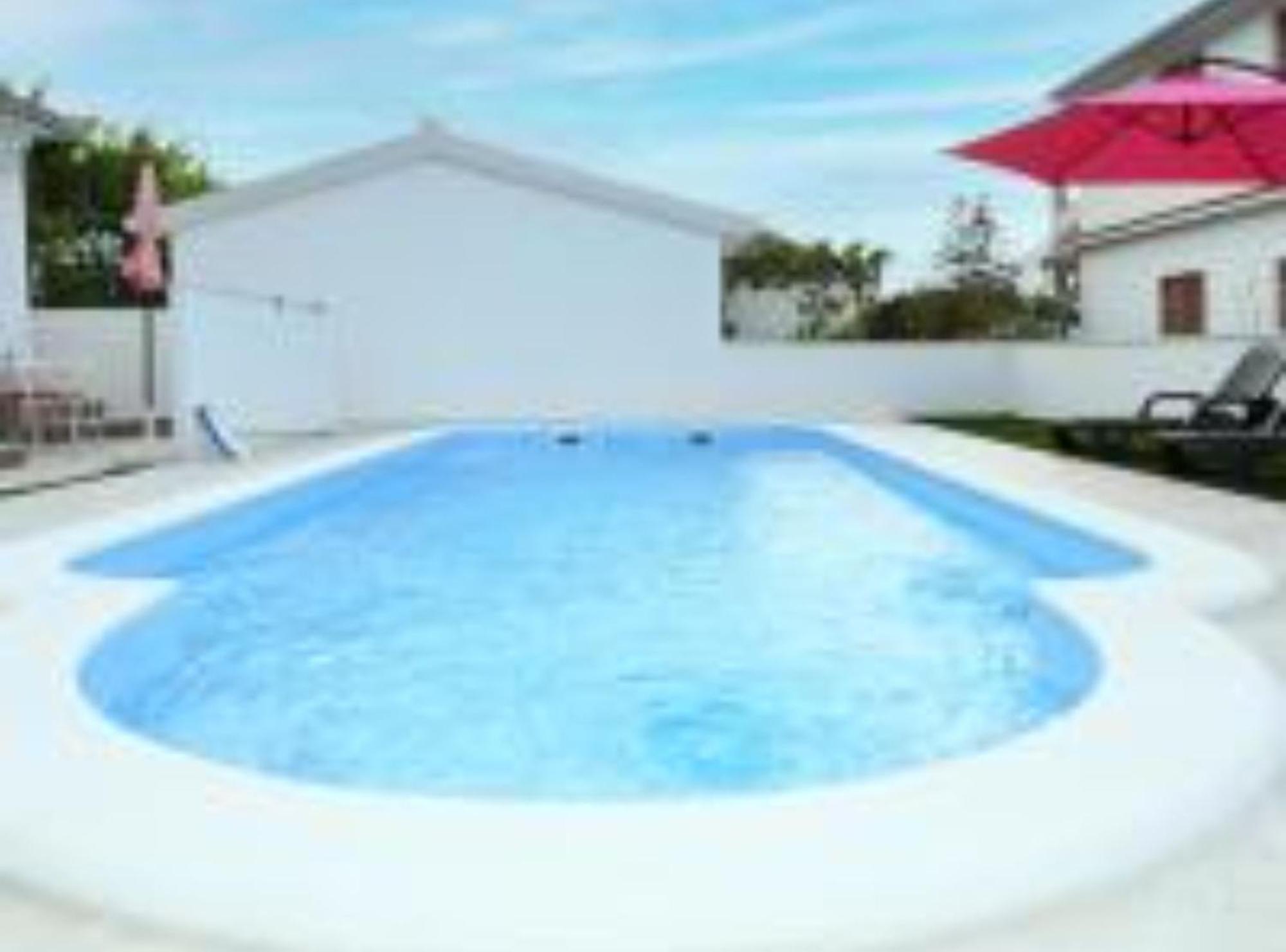 Apartments Mihovilovic - 50 M From Beach Слатине Екстериор снимка
